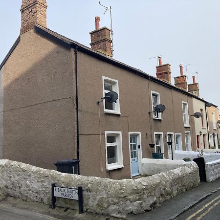 Delightful 3 Bedroomed Cottage In Llandudno Kültér fotó