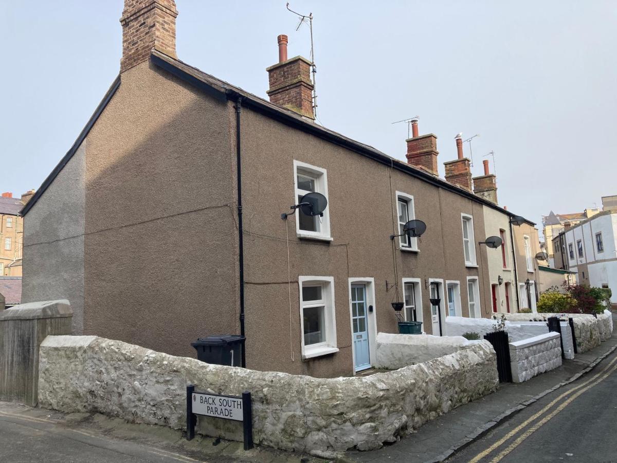 Delightful 3 Bedroomed Cottage In Llandudno Kültér fotó