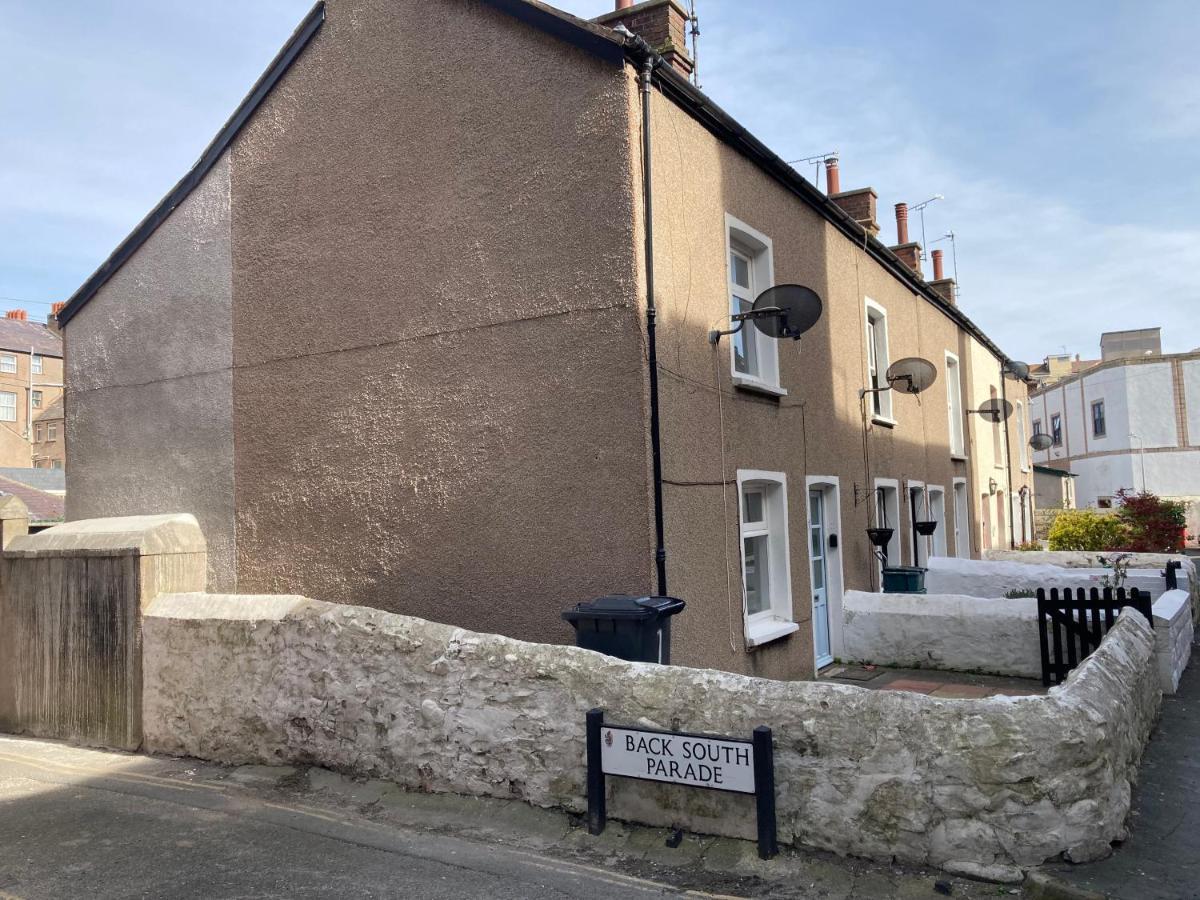 Delightful 3 Bedroomed Cottage In Llandudno Kültér fotó