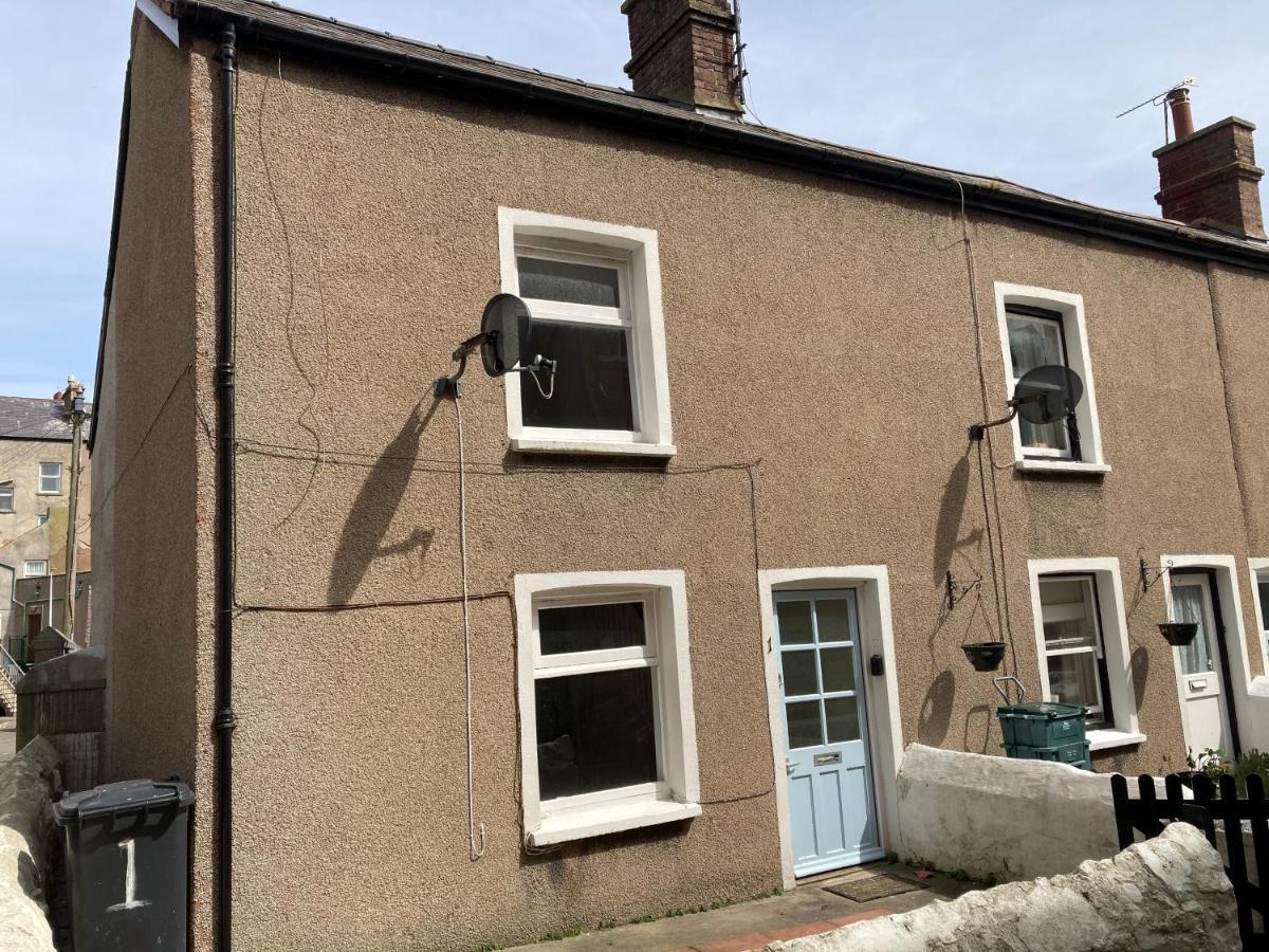 Delightful 3 Bedroomed Cottage In Llandudno Kültér fotó