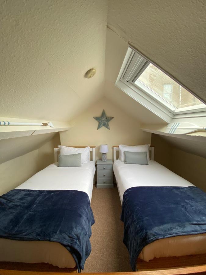 Delightful 3 Bedroomed Cottage In Llandudno Kültér fotó